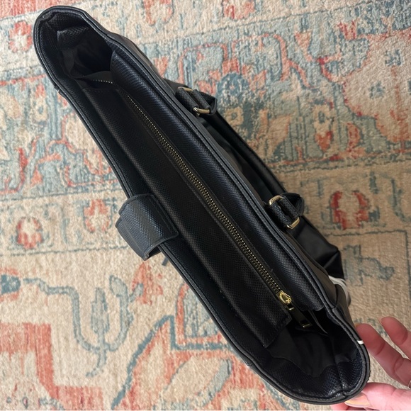 Disney x Bioworld Mickey Mouse Black Handbag Purse - Picture 3 of 8